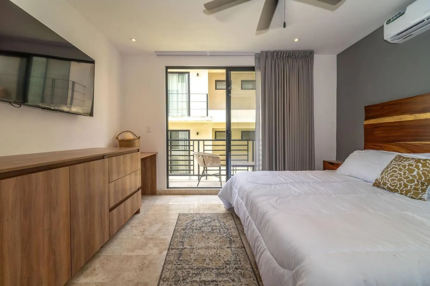 טולום King Suite With Balcony, Gym And Rooftop Pool 0*,